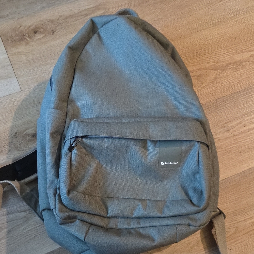Green Backpack 22l - image 1
